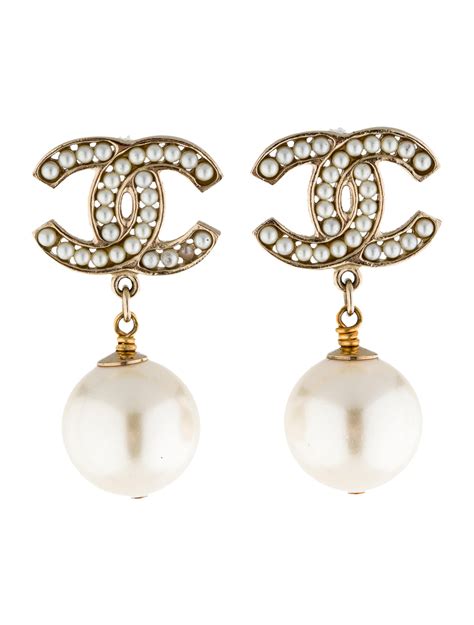 chanel earrings pearl price|chanel pearl drop earrings price.